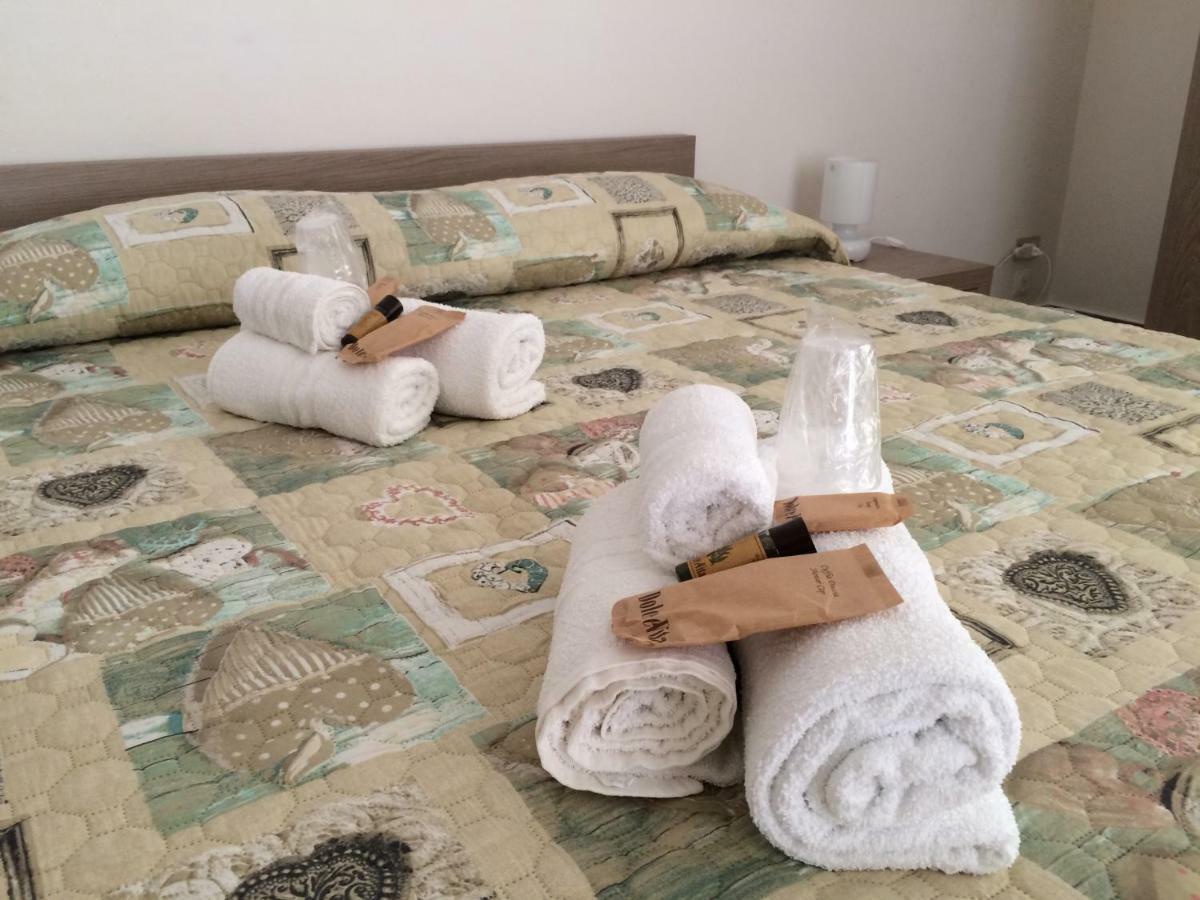 B&B Zia Iaia Siderno Luaran gambar