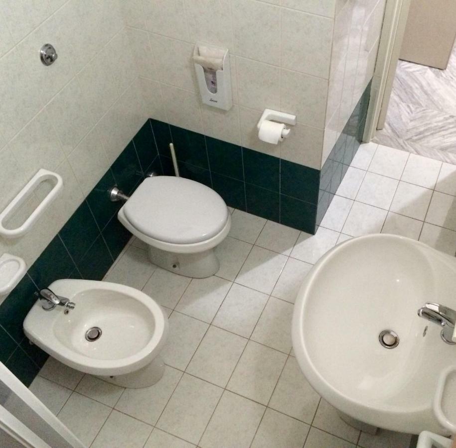 B&B Zia Iaia Siderno Luaran gambar
